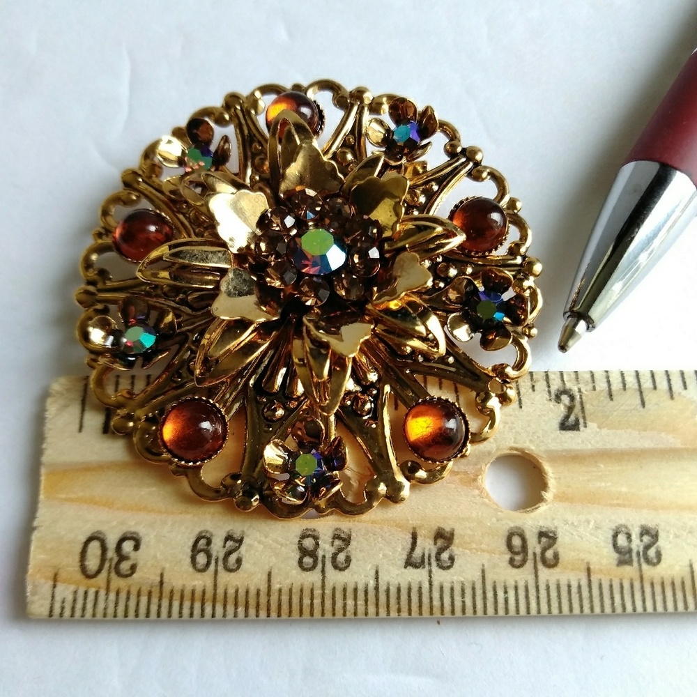 Vintage Brooch Australian Crystal Brown Topaz Pin